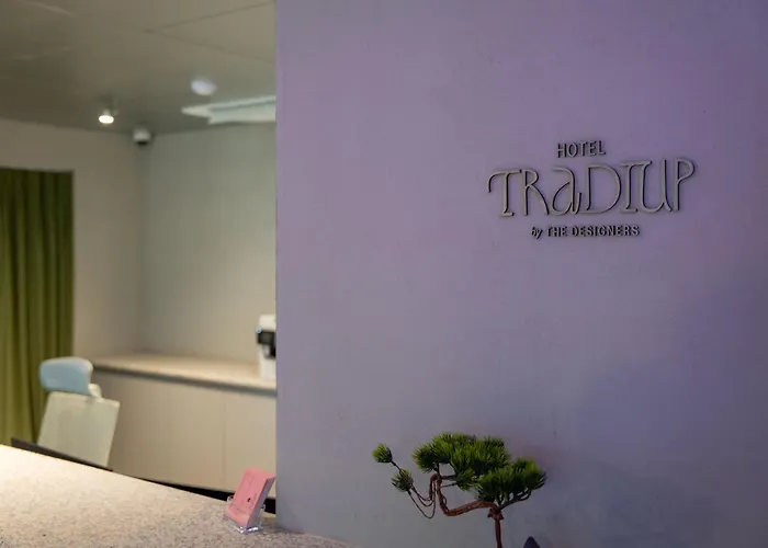 Tradiup By The Designers 3* ソウル特別市